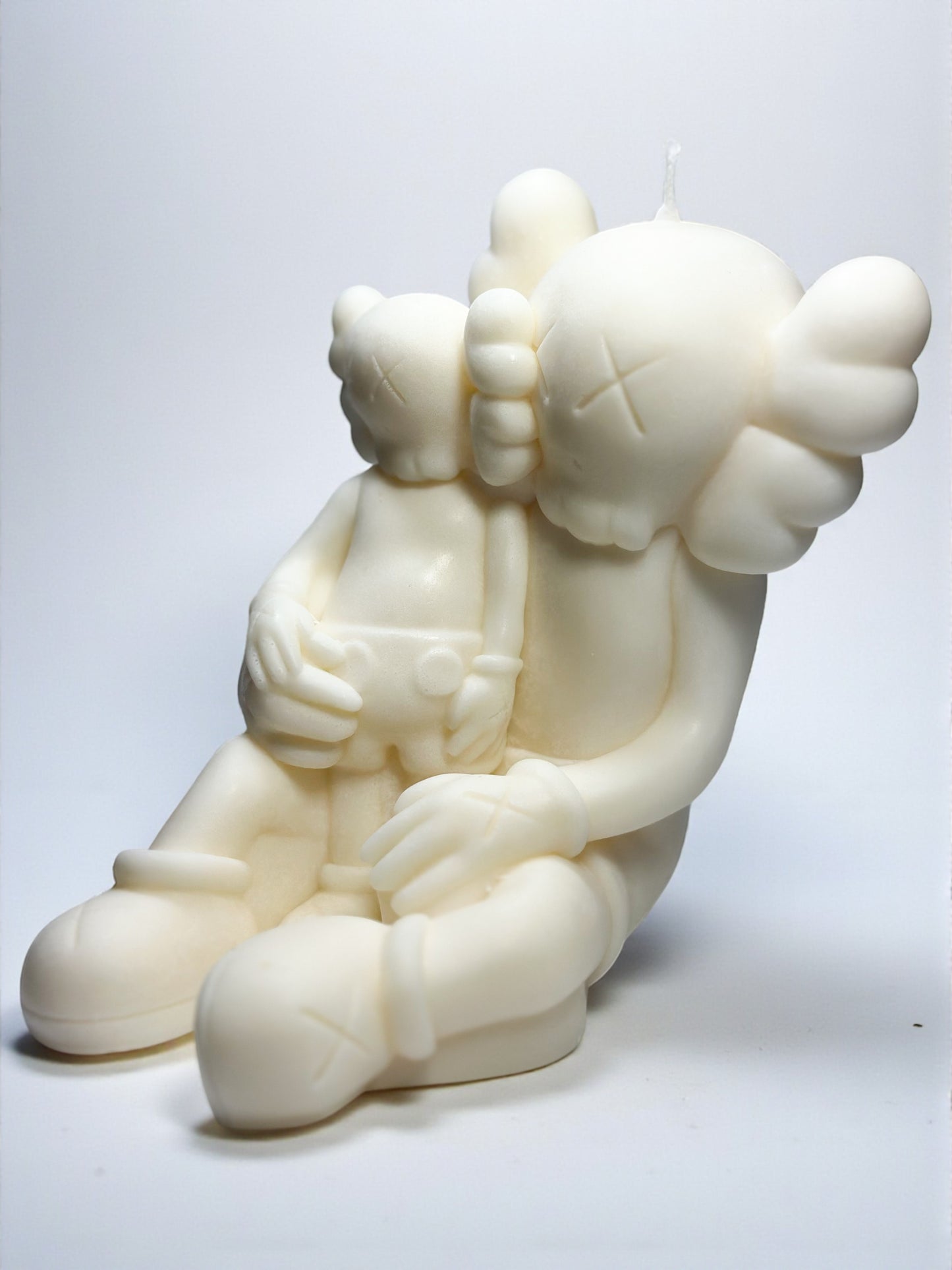 Kaws 2 Candle