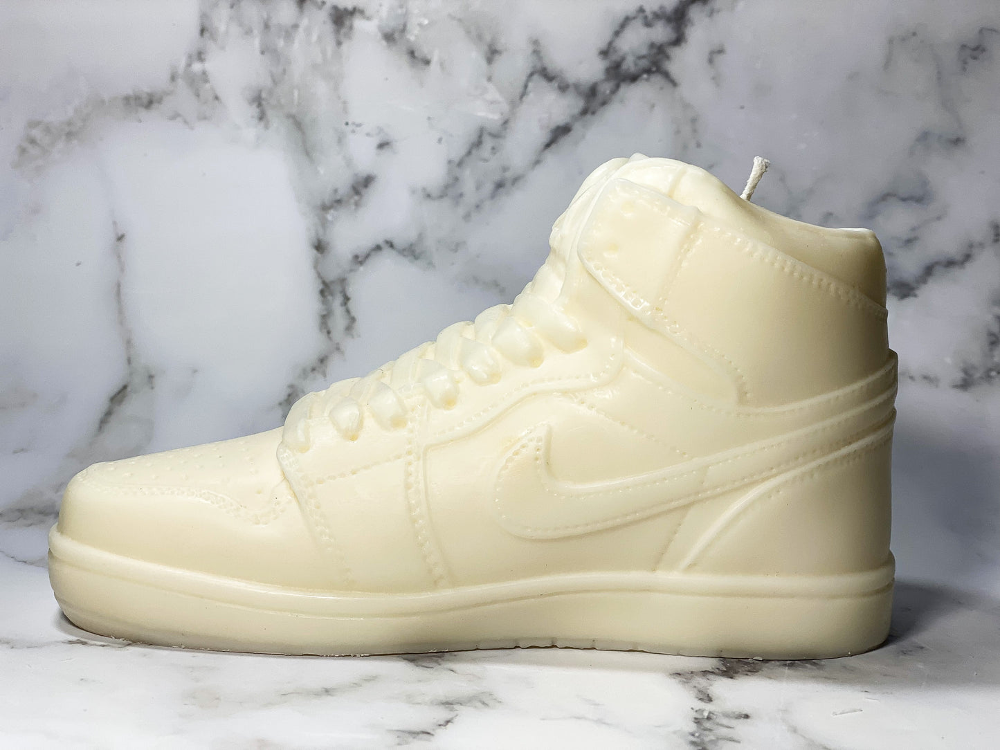AJ1 high candle