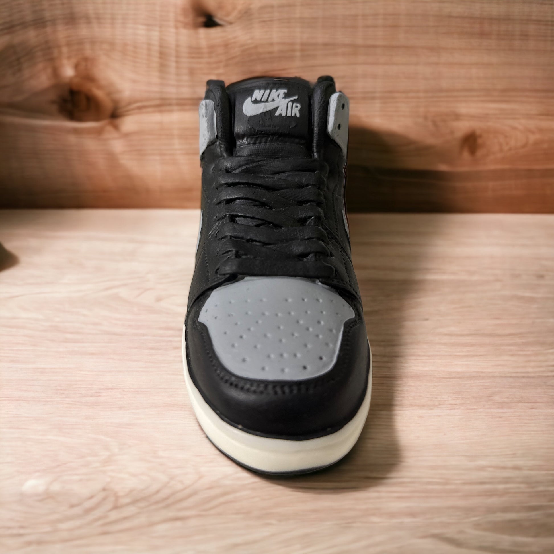 sneaker candle shadow 1 