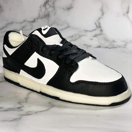 Black White Dunk Candle